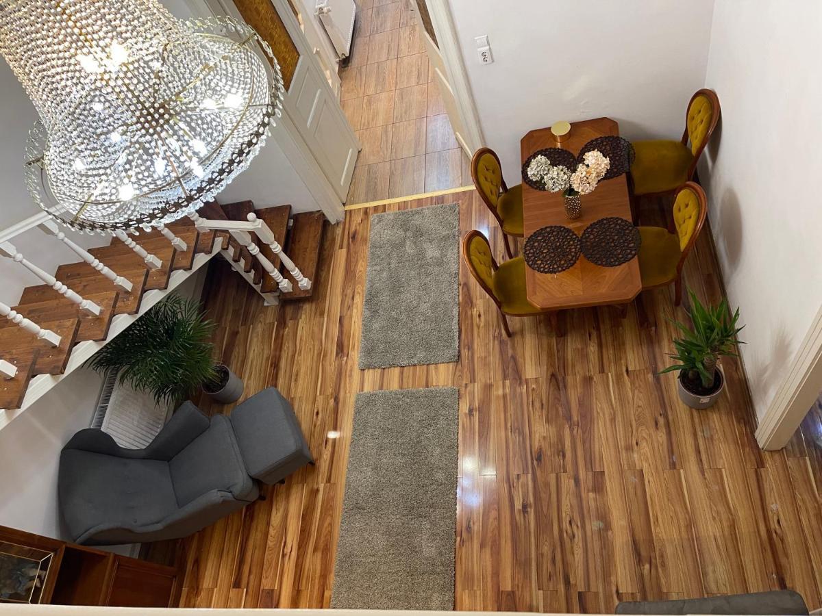 Apartman Vintage In The Heart Of The City *
