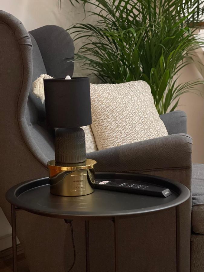 Vintage In The Heart Of The City Apartment *
